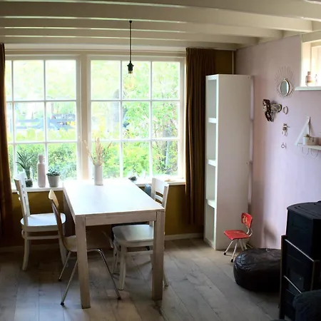 Chalet Small, Cute And Cozy Little