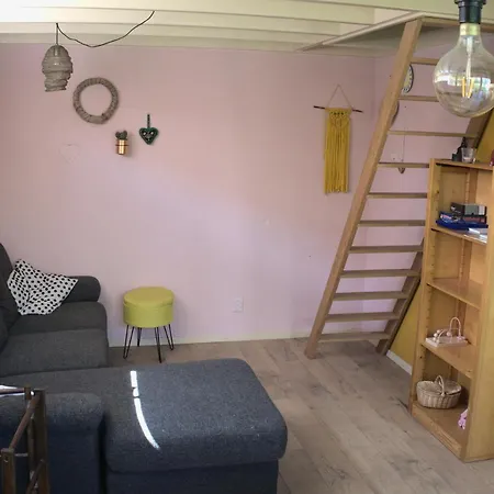 شاليه Small, Cute And Cozy Little